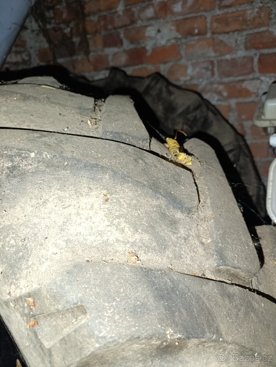 Pneumatiky 13.6-24 - 2