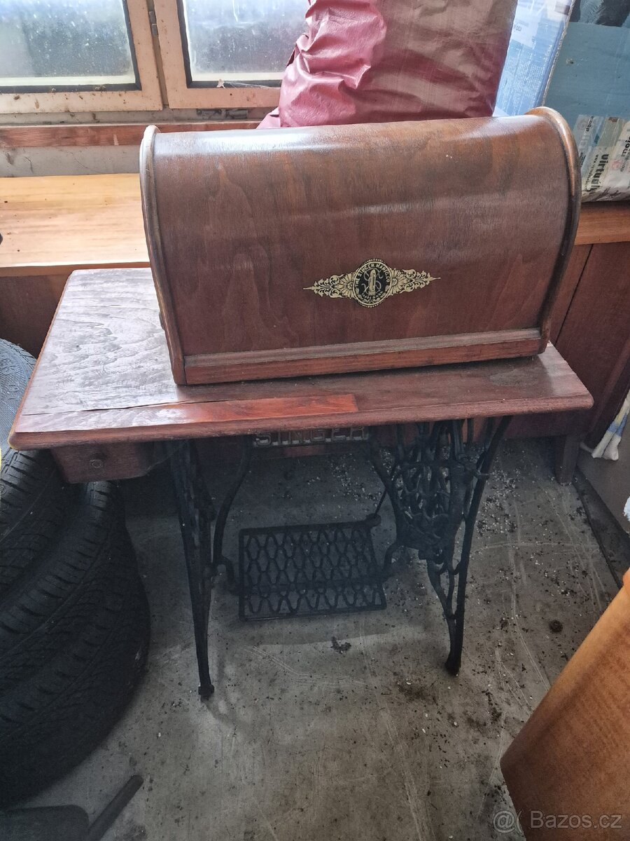 Singer - 2