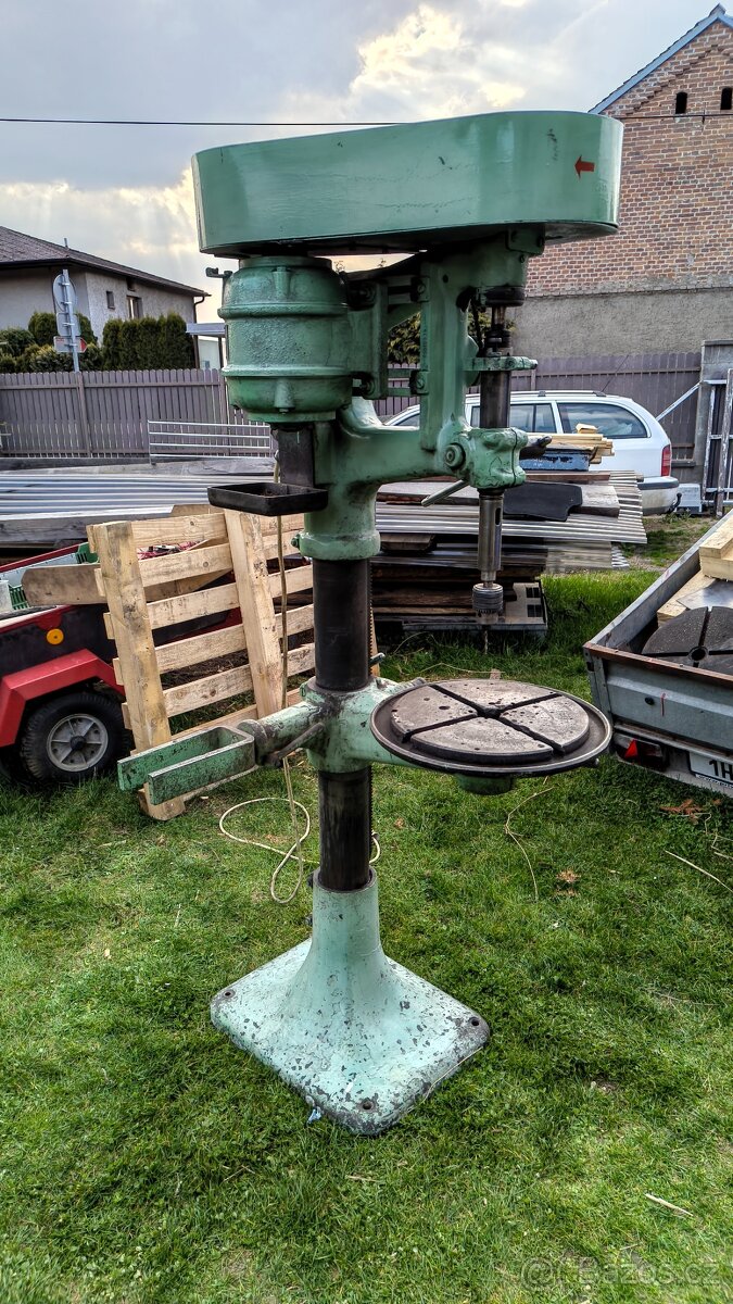 Sloupová vrtačka VK 32 - 2