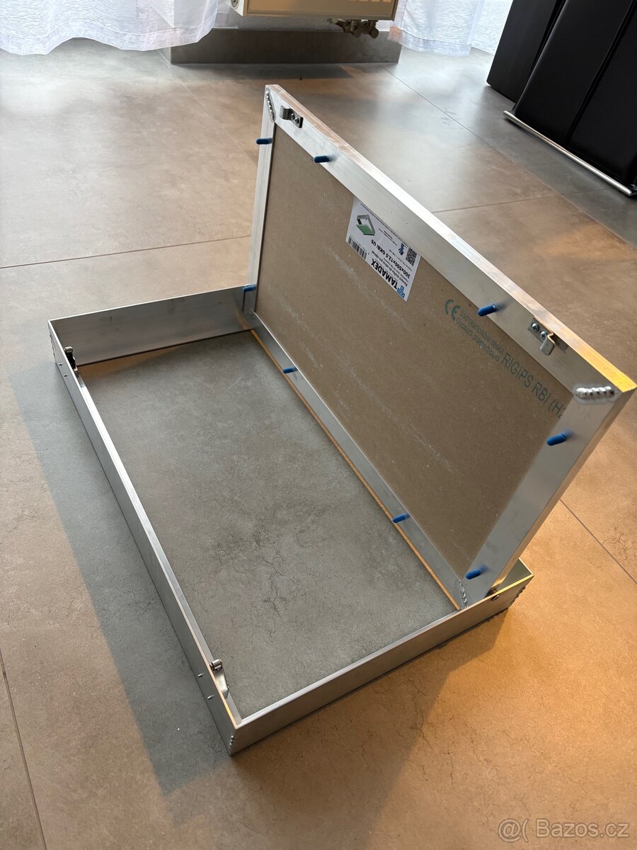 Revizní dvířka 300x500x12,5 - 2