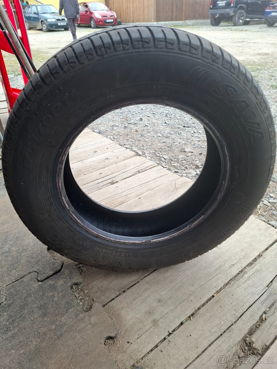 175/70R14 - 2