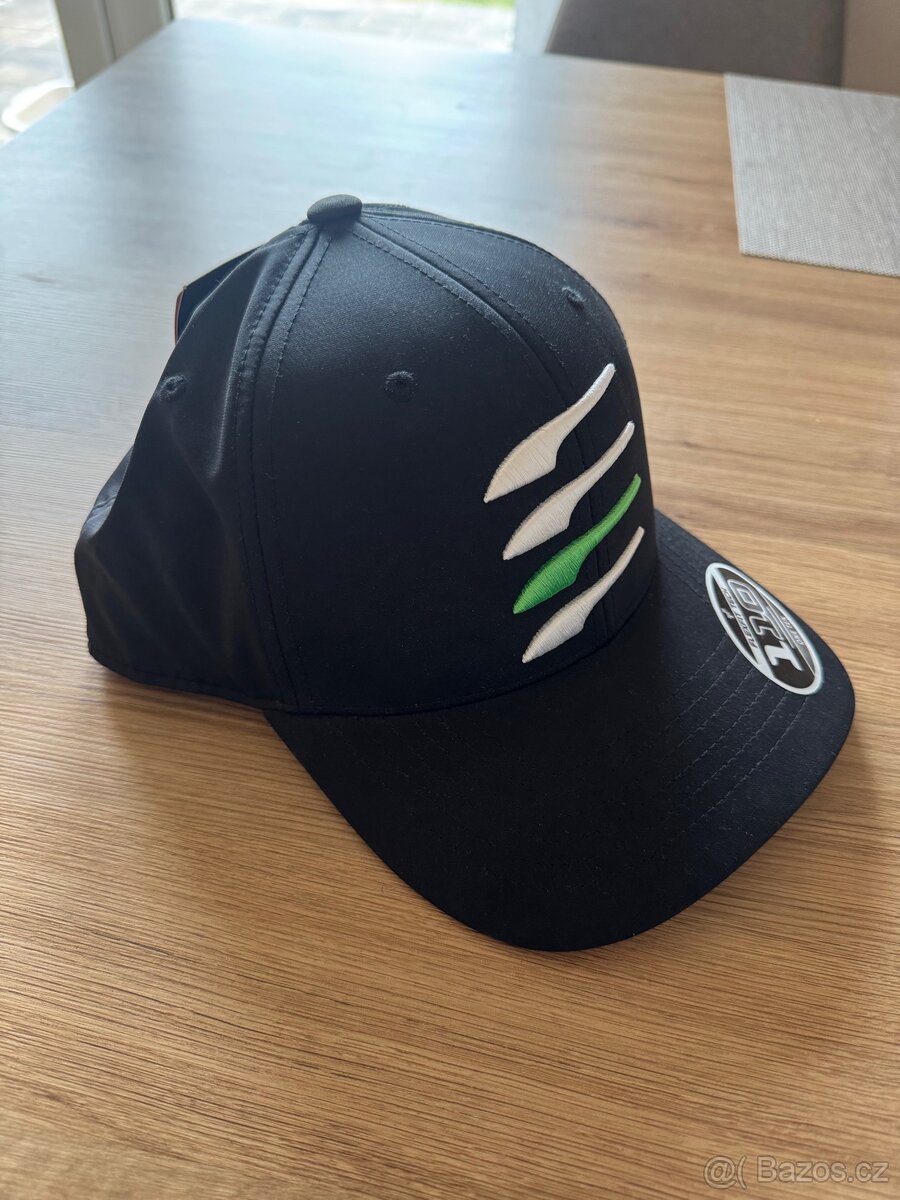 Mercedes Benz Cap Moving Day - 2