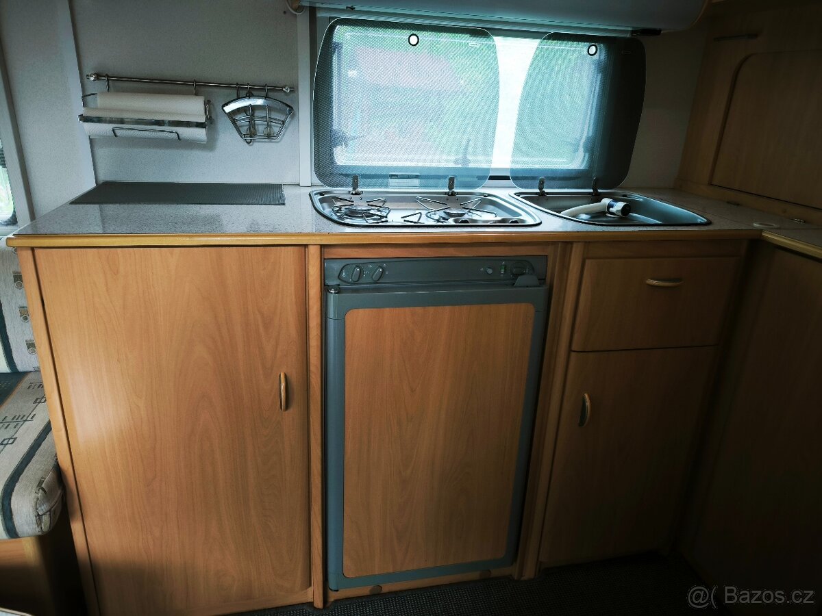 Karavan - Knaus Wilk Sport 490- PŘEDSTAN - 2