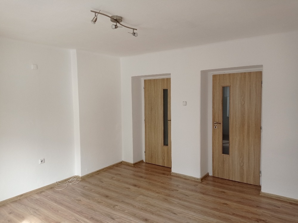 Byt 1+1 v centru Příbora - 2