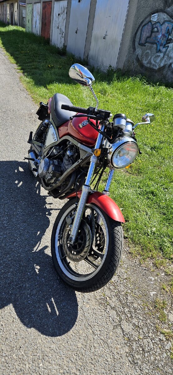 Yamaha SRX 600 1987 - 2