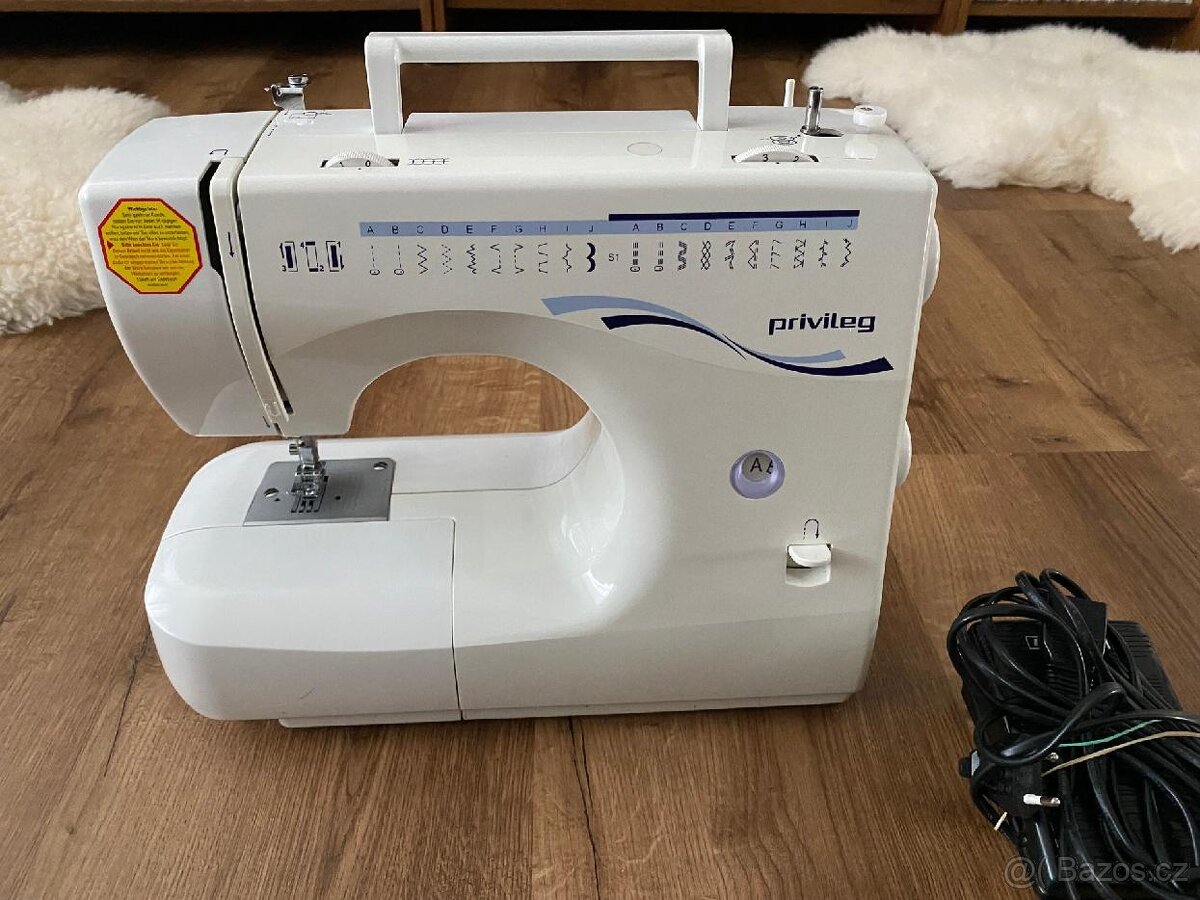 Šicí stroj Privileg - 2