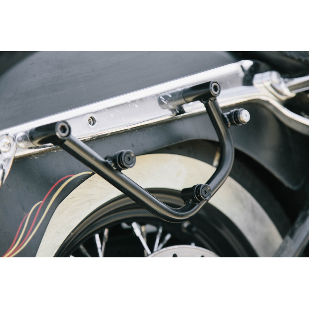 Harley Davidson Dyna Fat Boy (07-17) -nosič SLC levý SW-Mote - 2