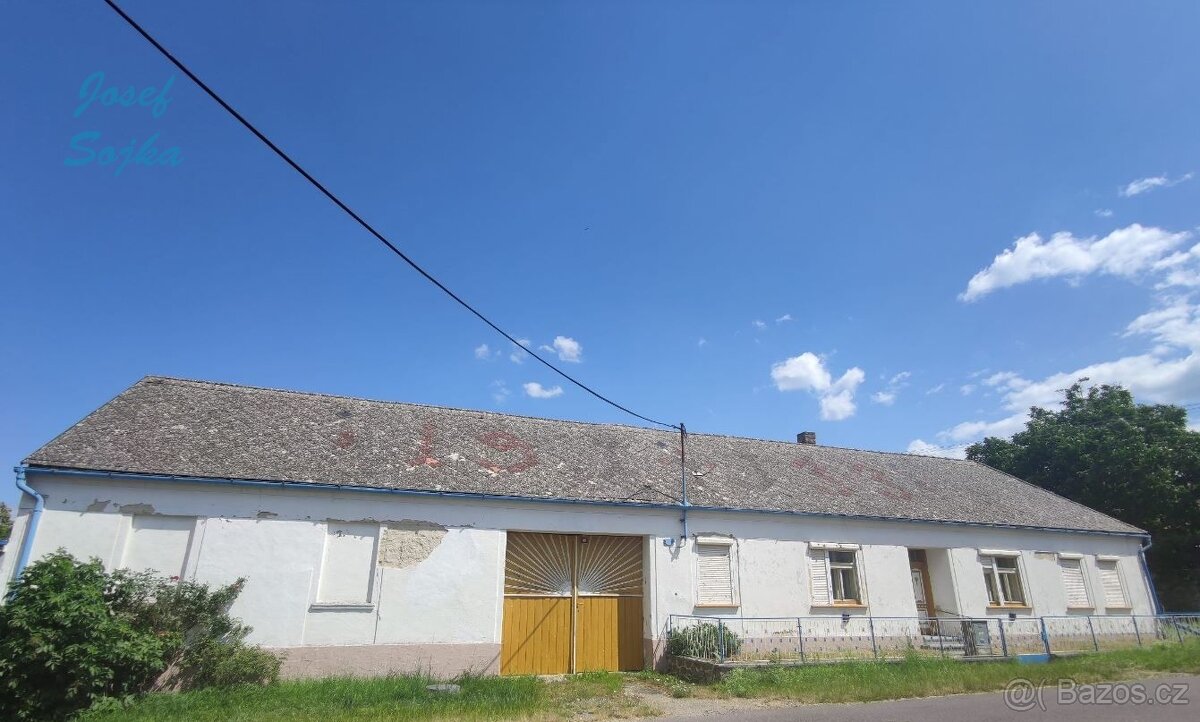 Zemědělská usedlost v obci Stupěšice, 940m2 - 2