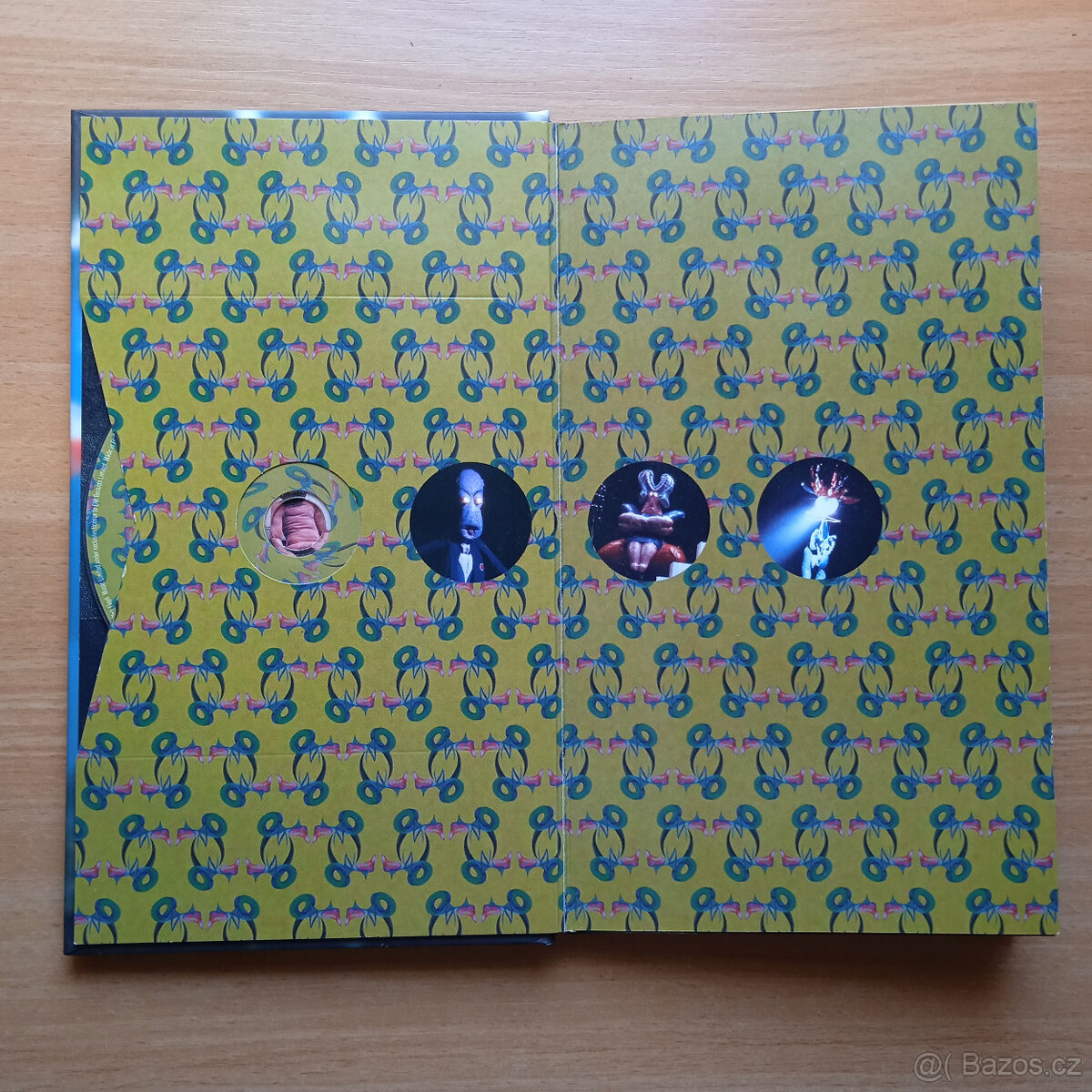 2CD PINK FLOYD Is There Anybody Out There THE WALL LIVE - 2