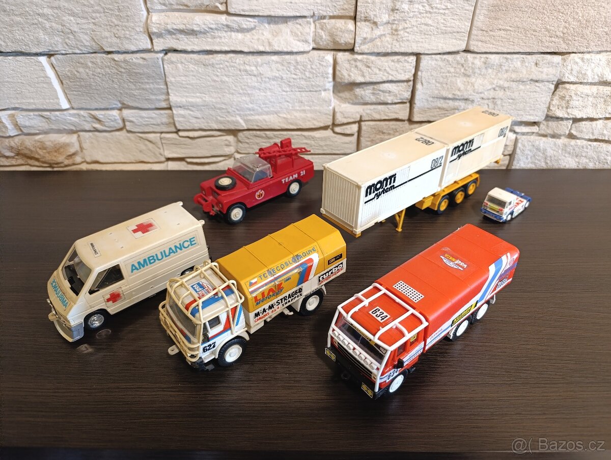 Staré hračky, autíčka Tatra 815, Liaz, Monti System, Anker. - 2