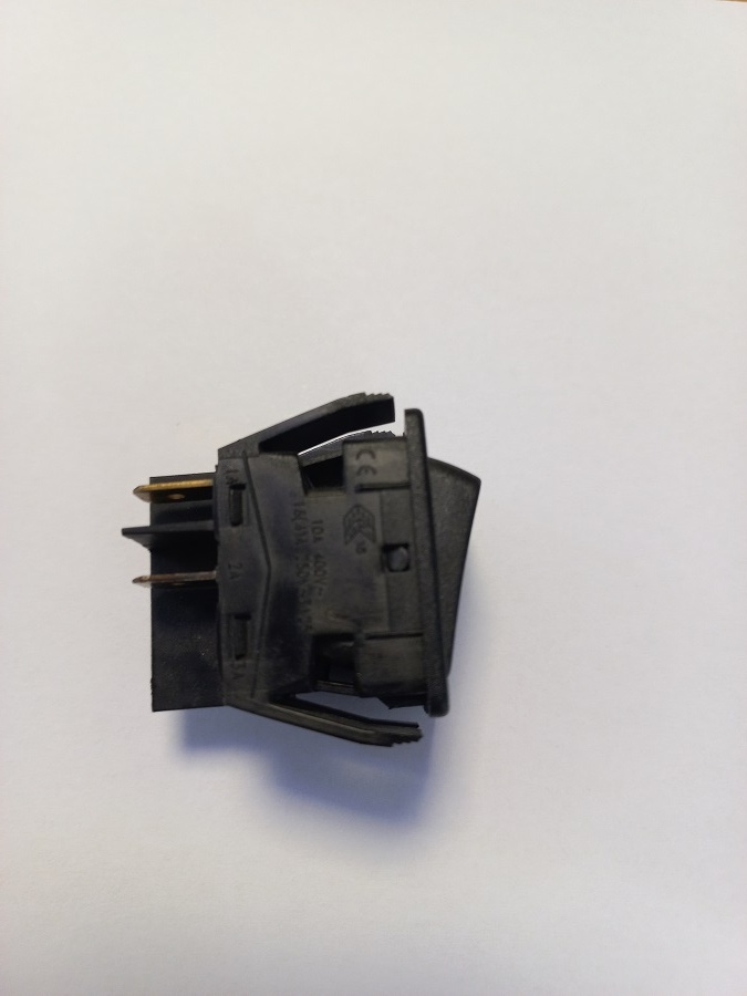 10ks Vypínač kolébkový ON/OFF 2 pólový, 16V 250V AC - 2