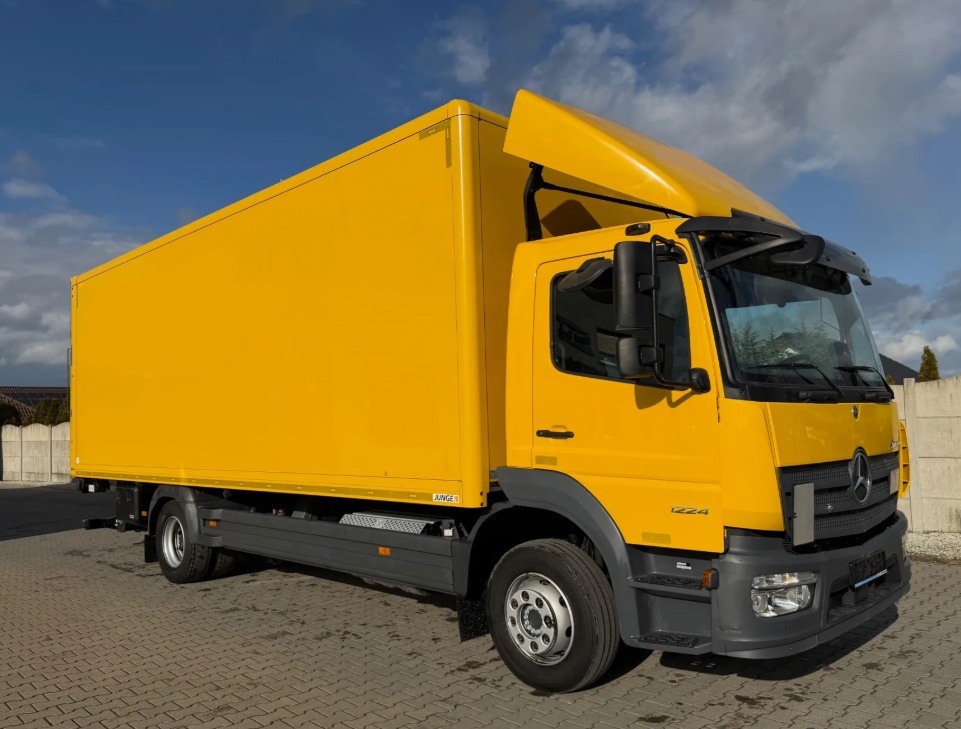 Mercedes-Benz ATEGO 1224 4x2 E6 - skříň - 2