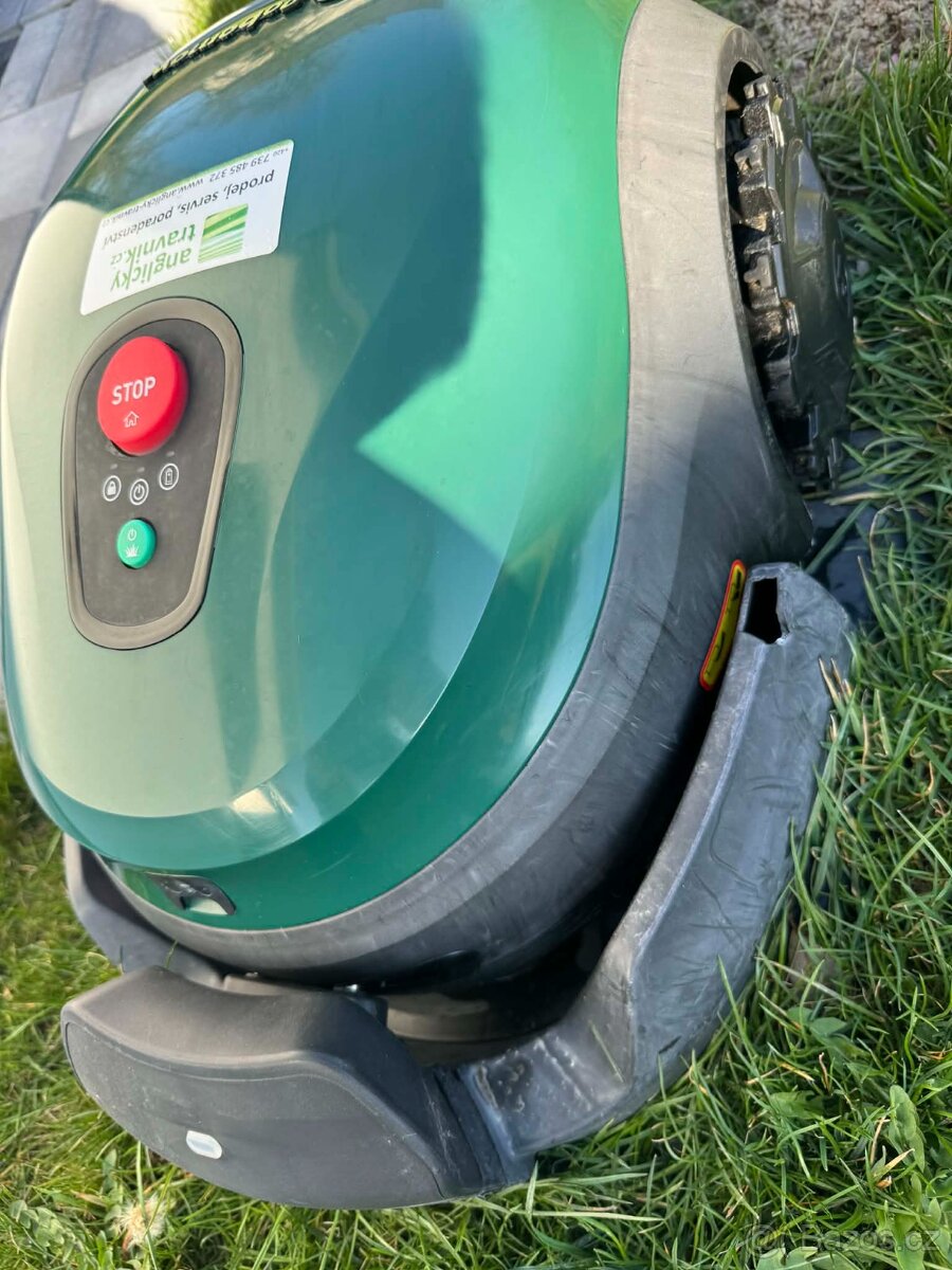 Robotická sekačka Robomow RT300 - 2