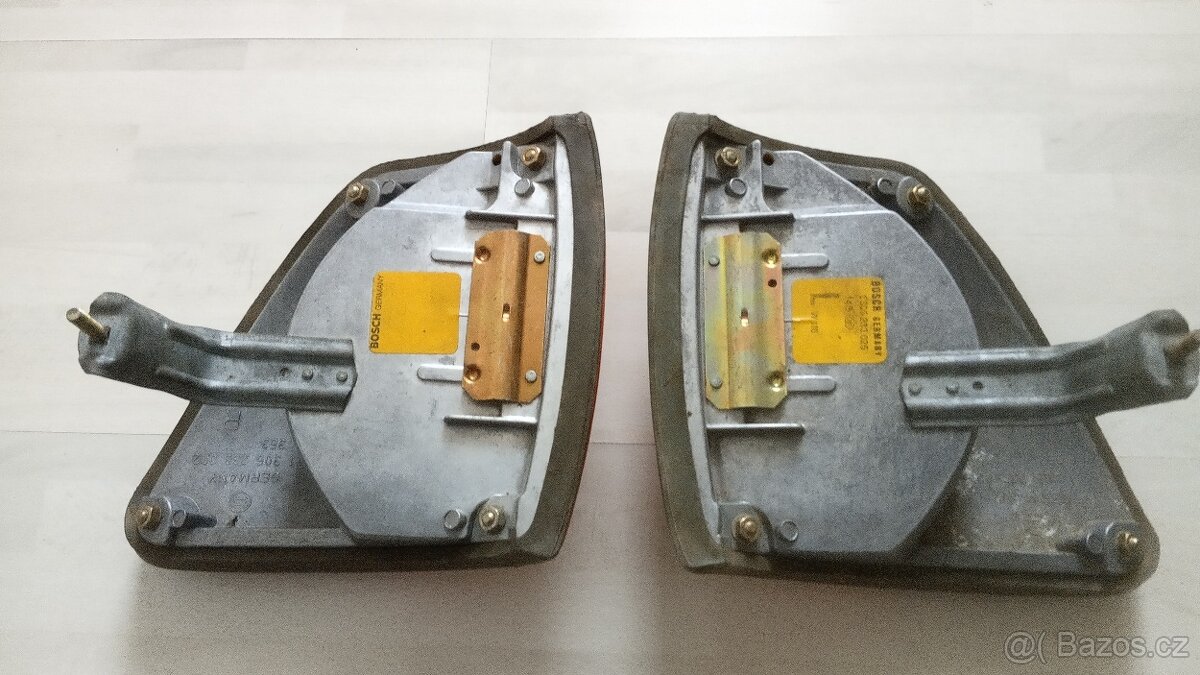 M-B W 116 přední blinkry - 2