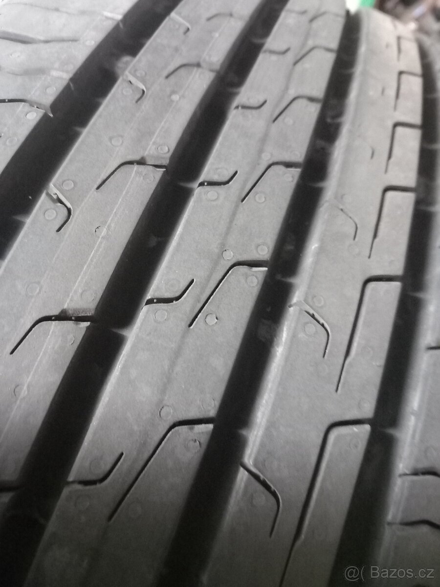 sada pneu 215 /60 r 16 - 2