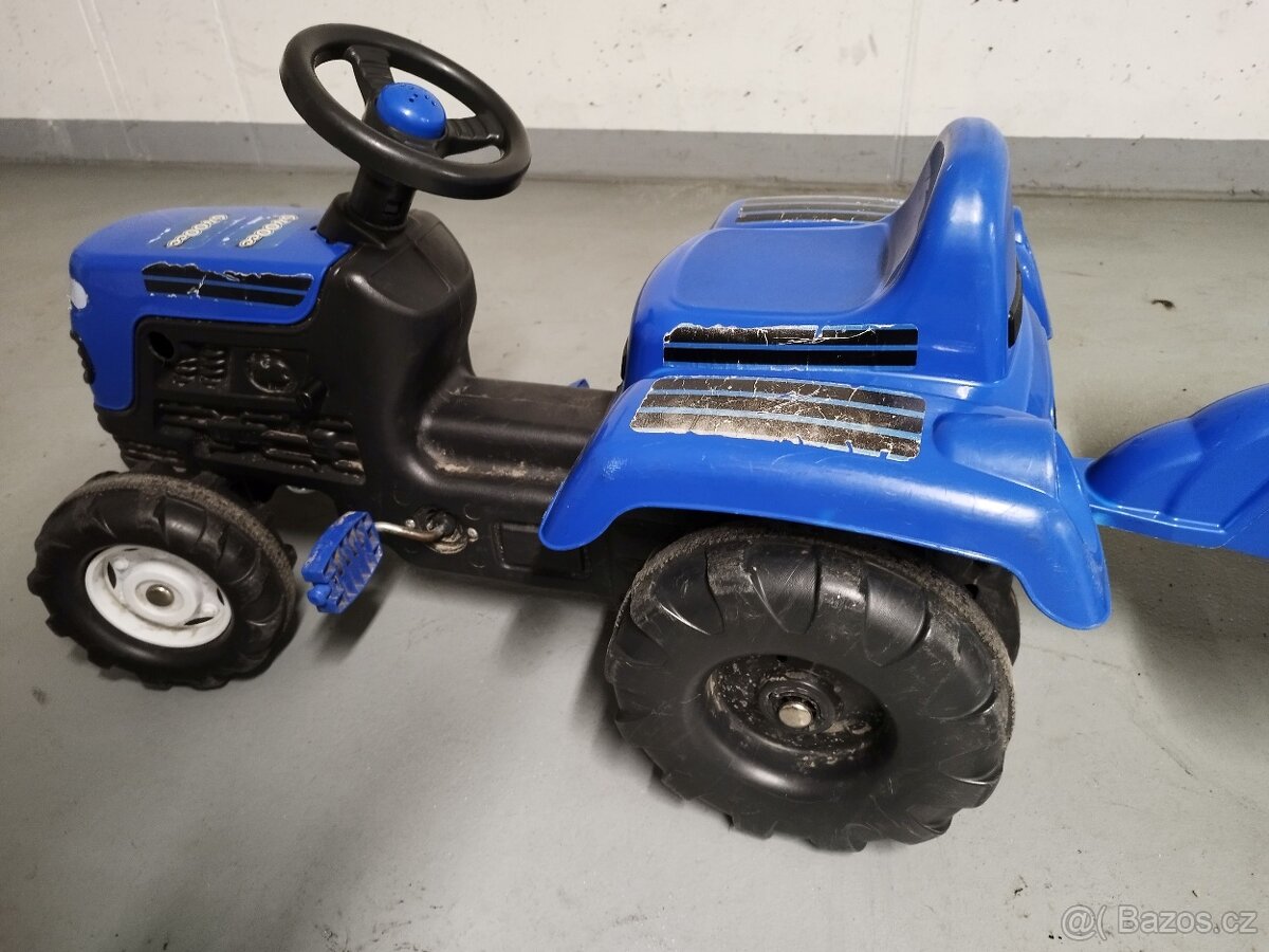 Šlapací traktor s vlečkou (od 3 let) - 2