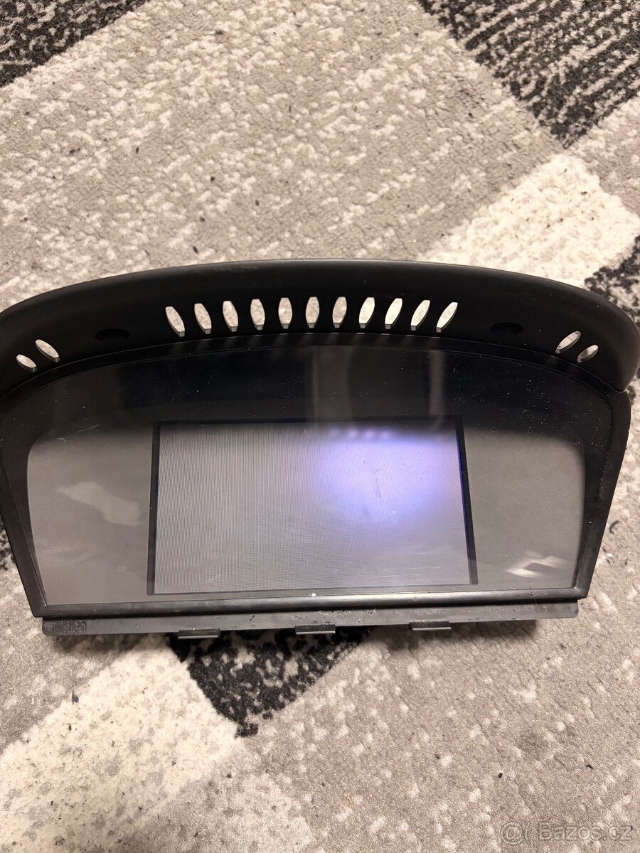 Obrazovka CCC na bmw e60 - 2