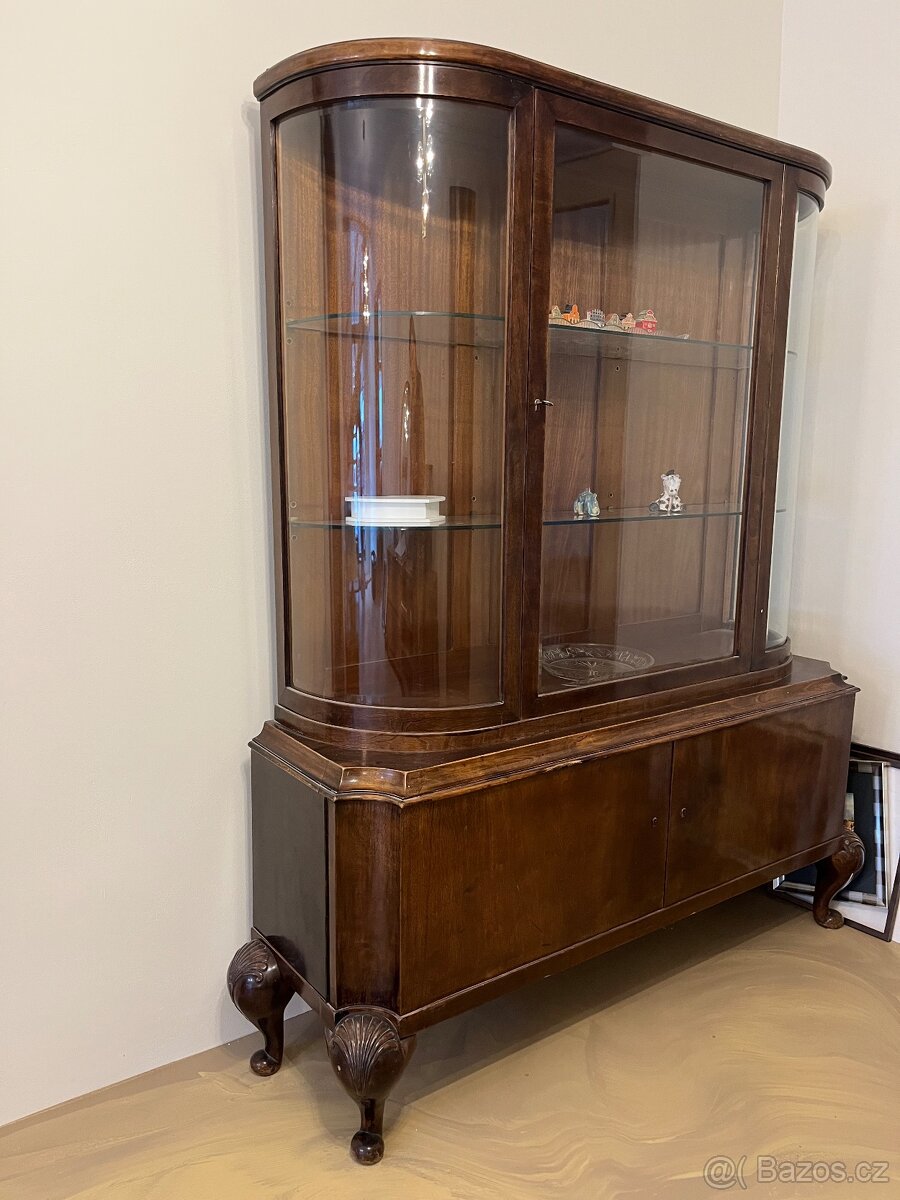 Prodám vitrínu - 2