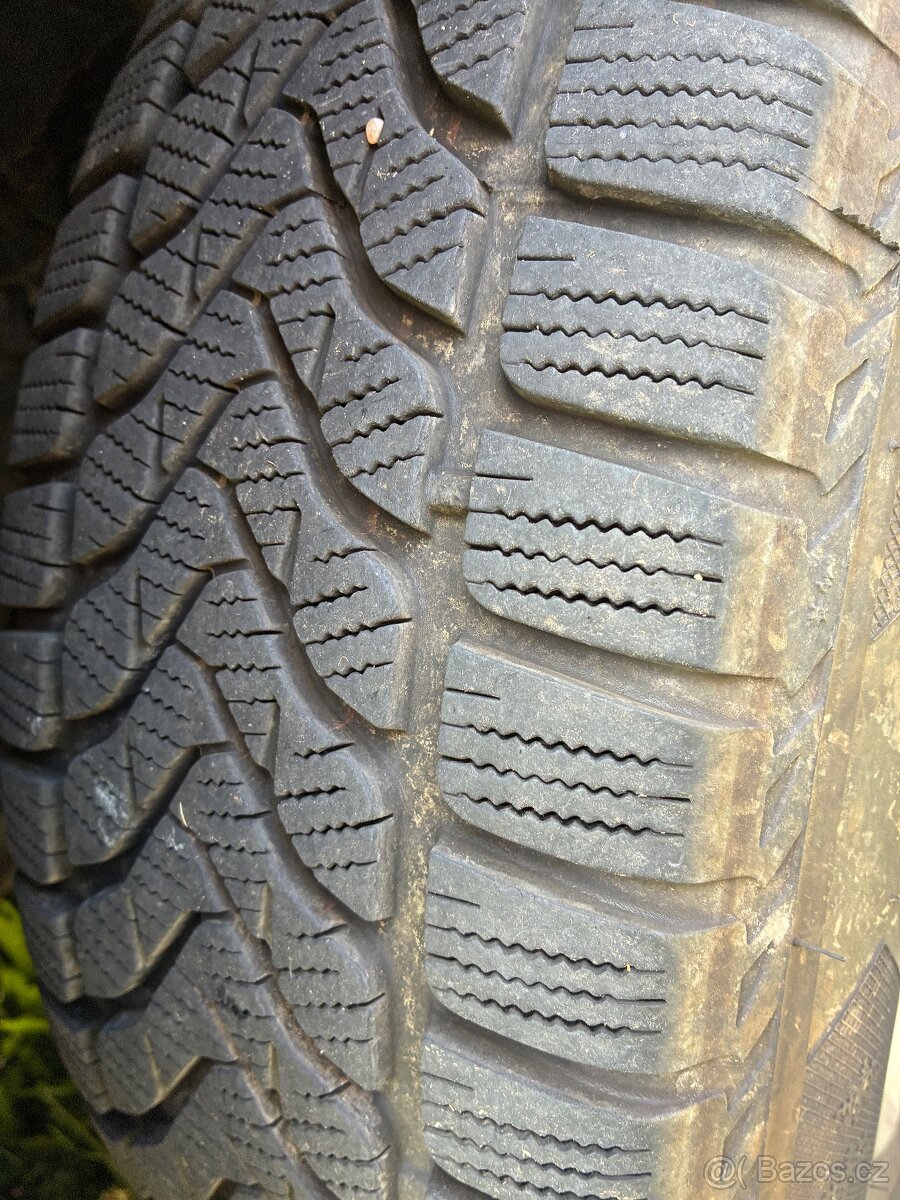 Toyota 16”, pneu 215/70 r16 - 2