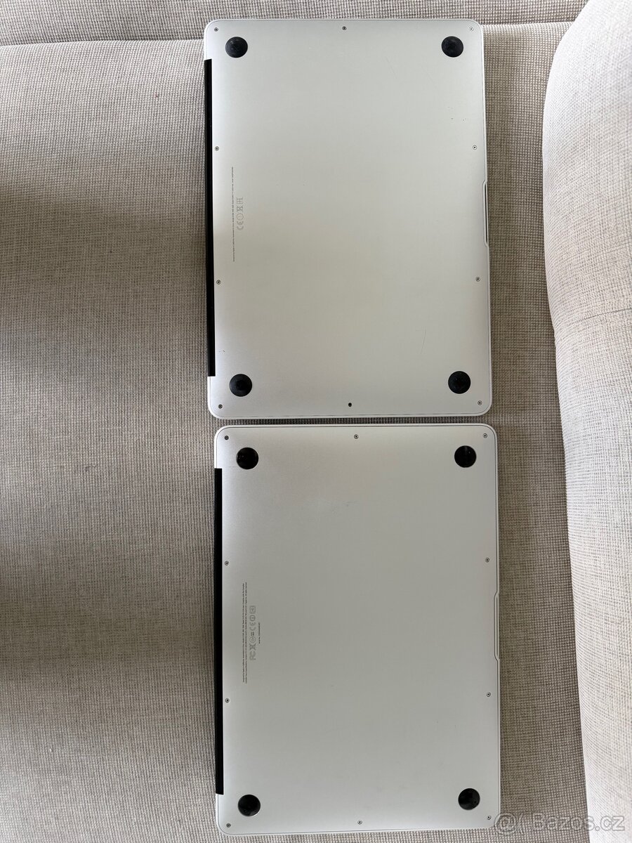 2x MacBook Air 13 na díly - 2