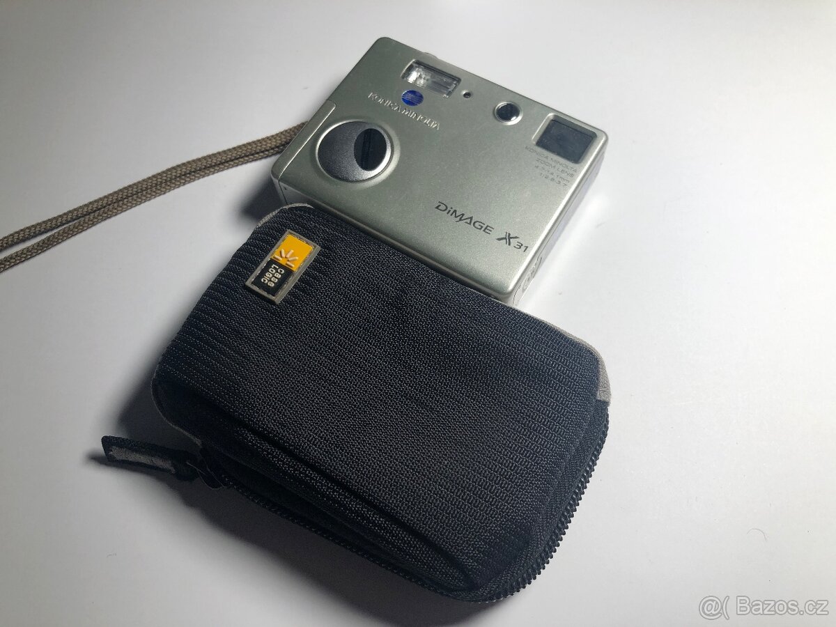 Konica Minolta DiMAGE X31 - 2