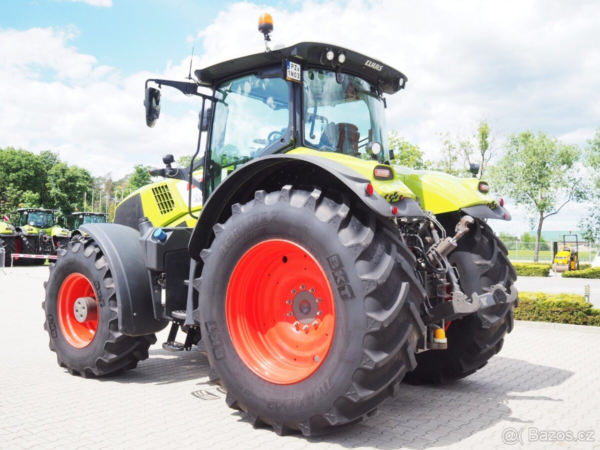 CLAAS Axion 870 CMATIC - 2