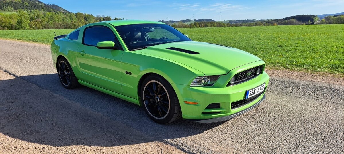 Ford mustang 5.0 GT manual - 2