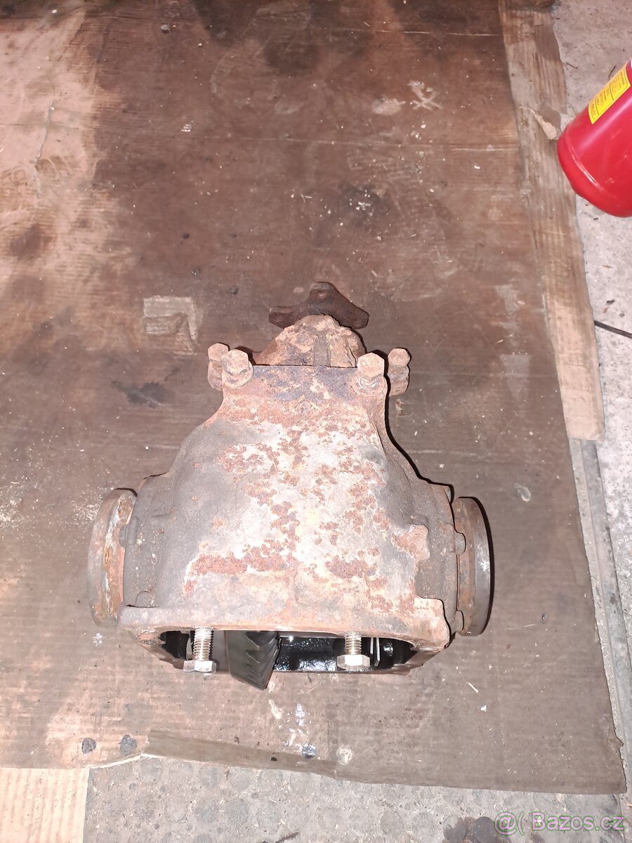 bmw e30 325ix samosvorný diferenciál - 2