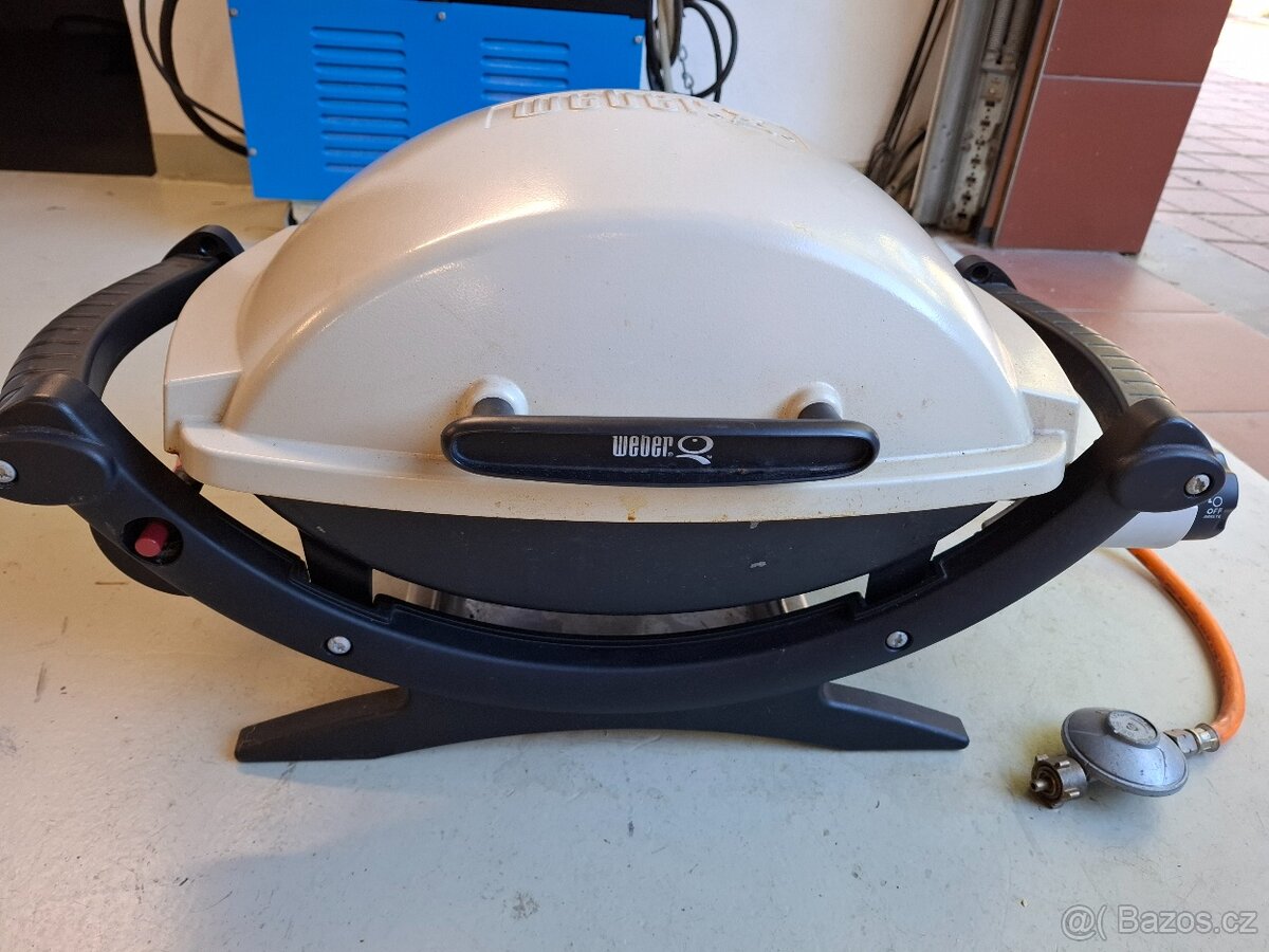 Gril Weber Q1000 - plynový - 2