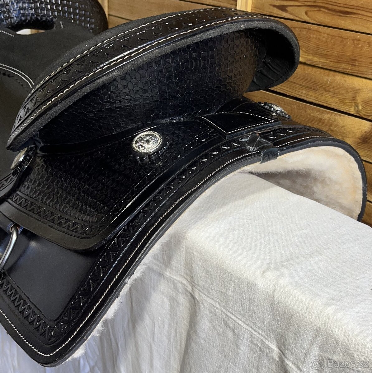 Westernové sedlo 9) černé Basket s úzkou bordurou - 2