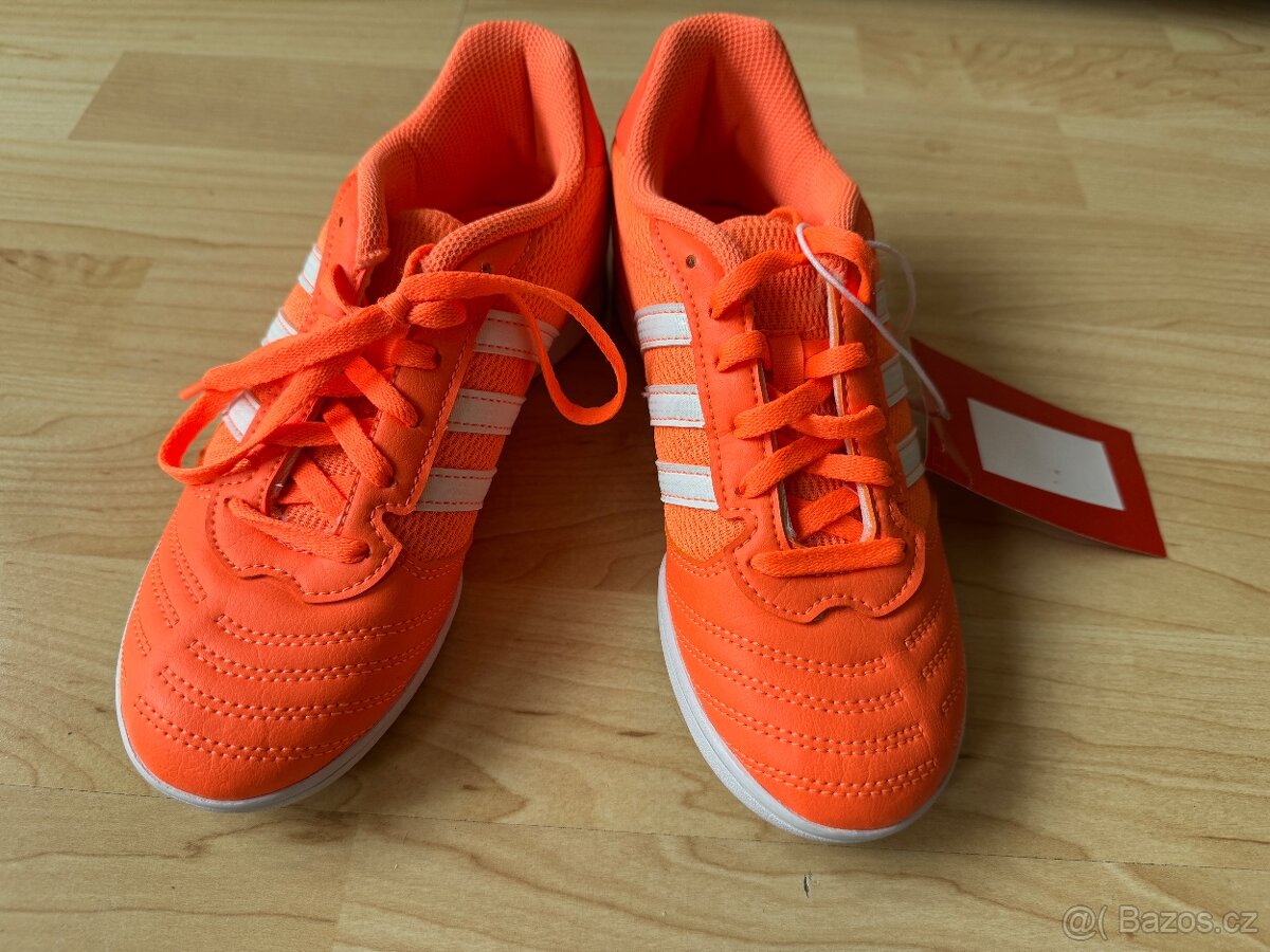 NOVÉ sálové tenisky Adidas vel. 35 - 2