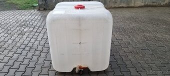 Prodám vnitřní plastovou vložku z IBC - 2