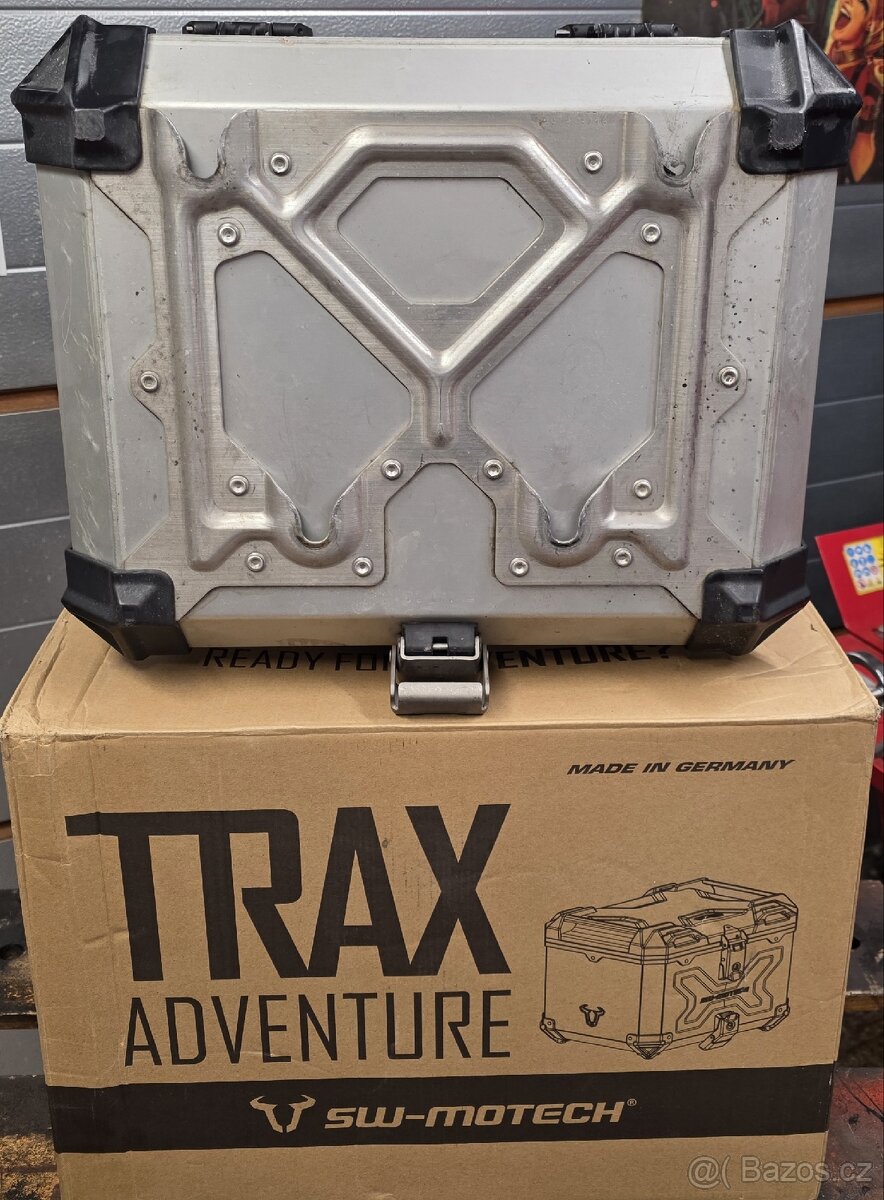 kufr TraX Adventure 38 L top box stříbrný - 2