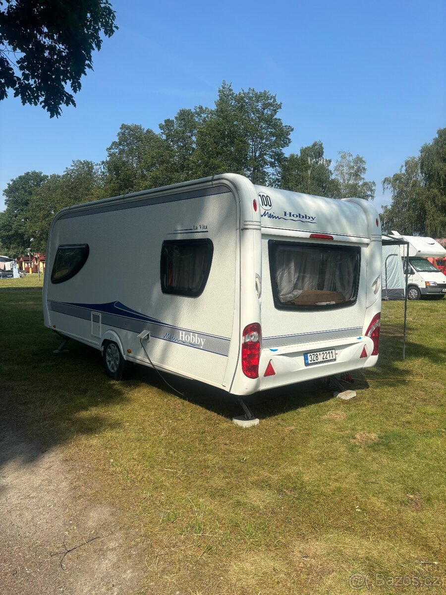 Karavan Hobby La Vita 495 max.1400 KG - 2