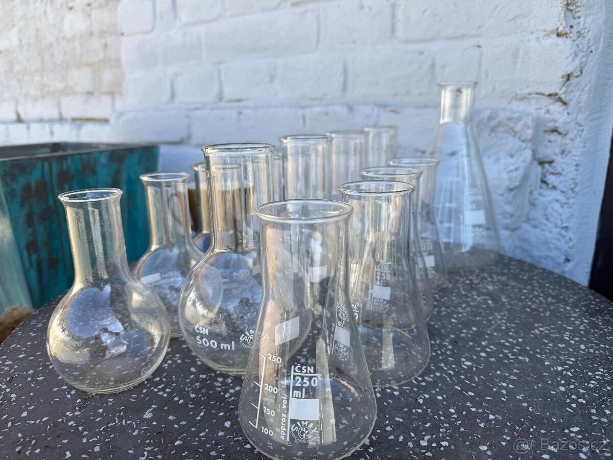 Laboratorni sklo - 2