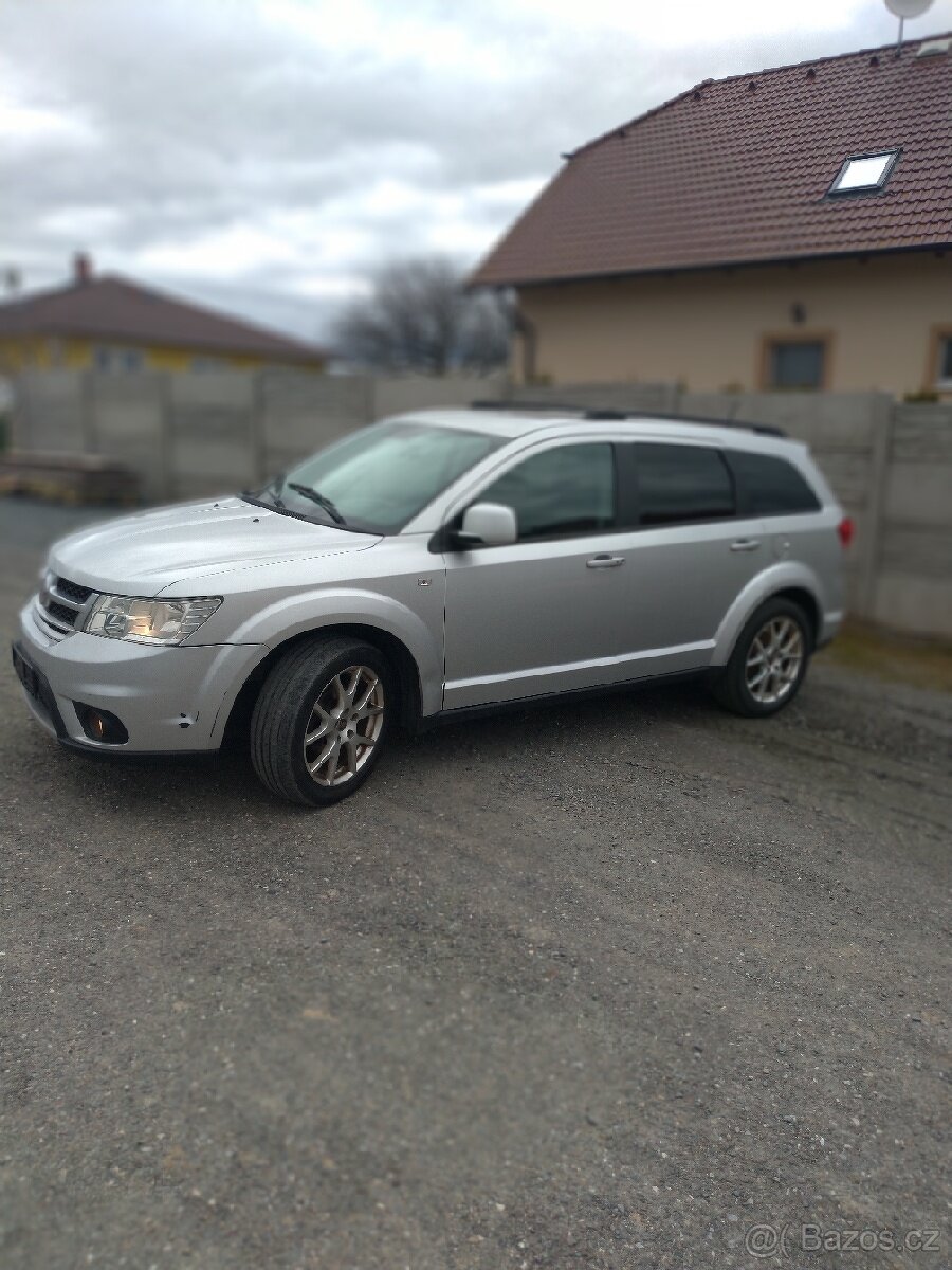 Fiat Freemont 103kw 2.0 JTD na náhradní díly ND - 2