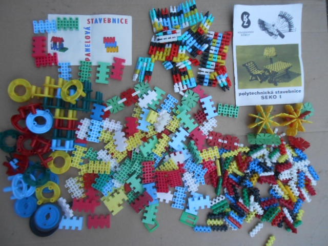 Puzzle(Ravensburger),STAVEBNICE - 2