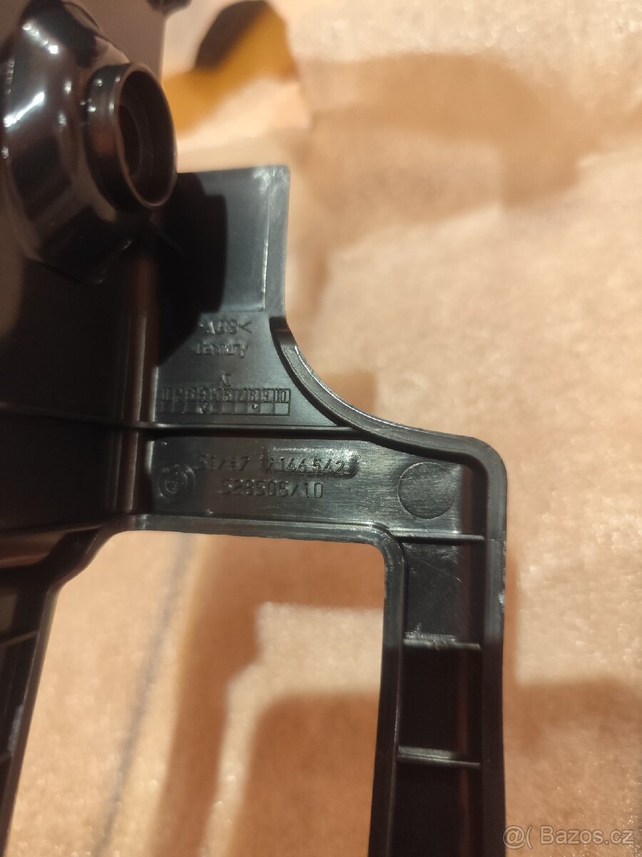 BMW 3 E93 Cabrio kryt interiéru pravý - 2