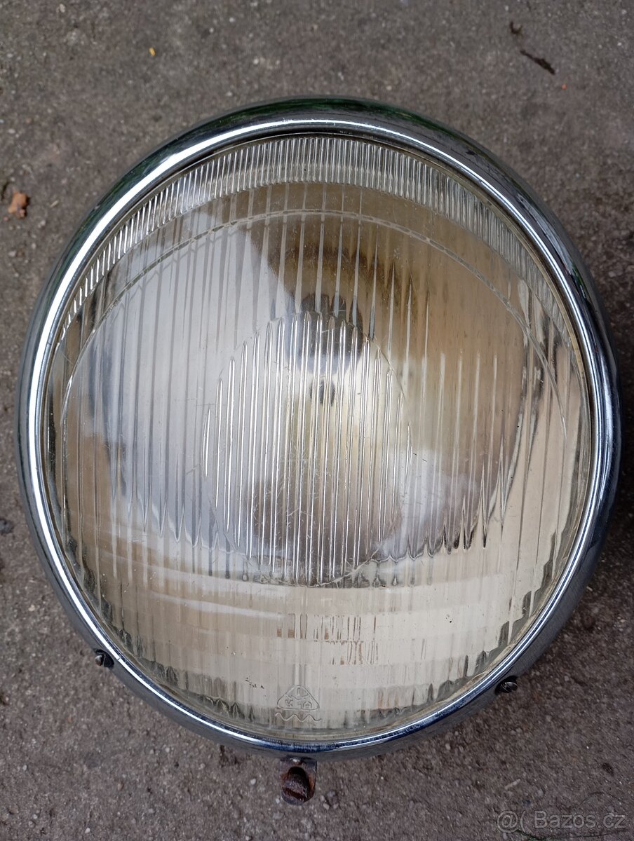 Přední s světla asi VW brouk - 2