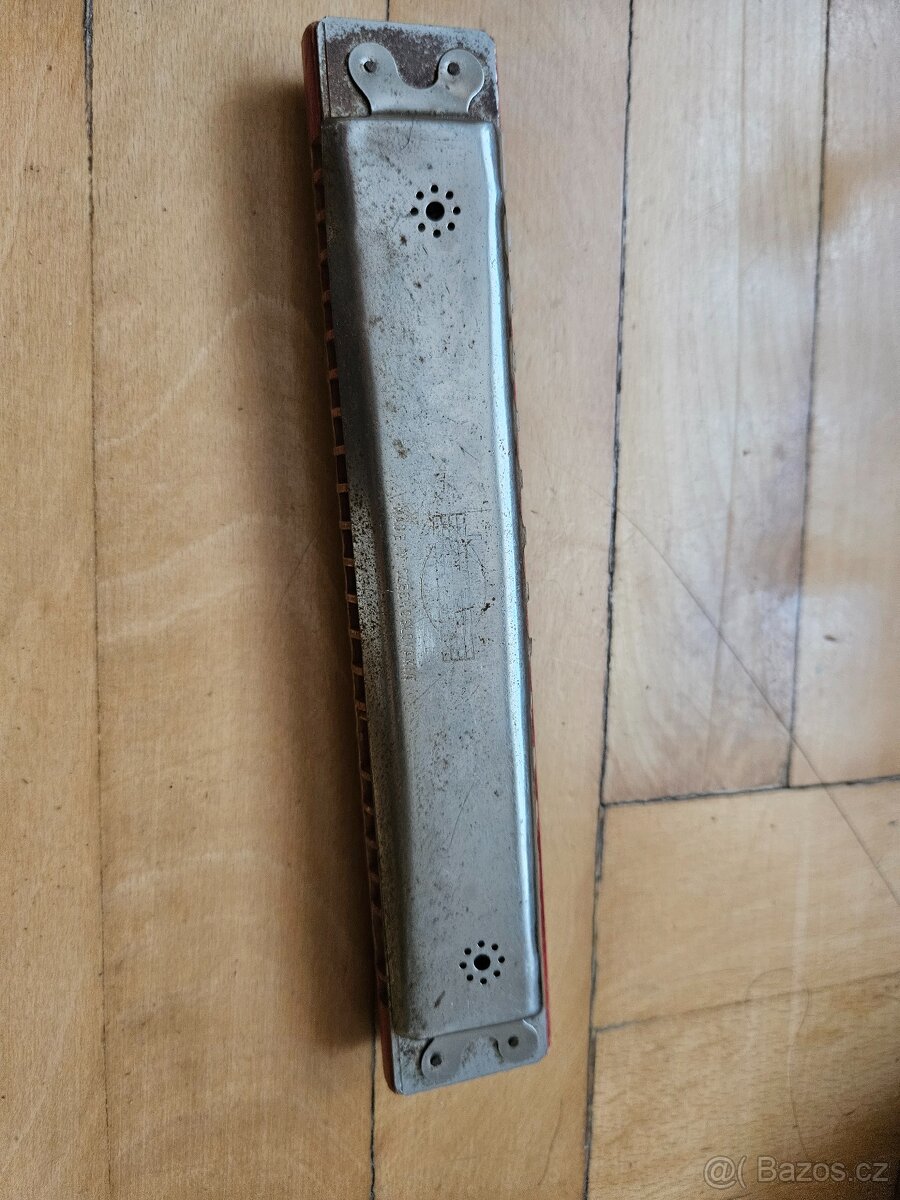 Stará foukací harmonika - 2