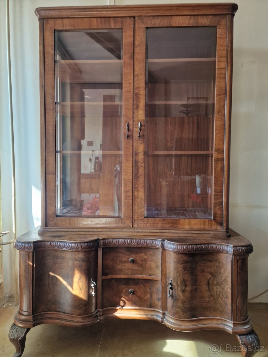 Starožitné skříně - 2