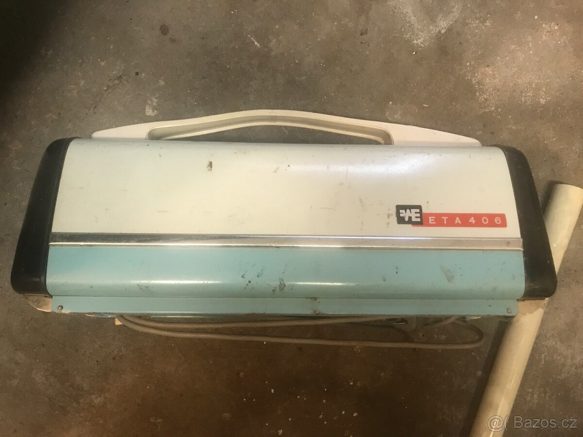 retro vysavač Eta - 2