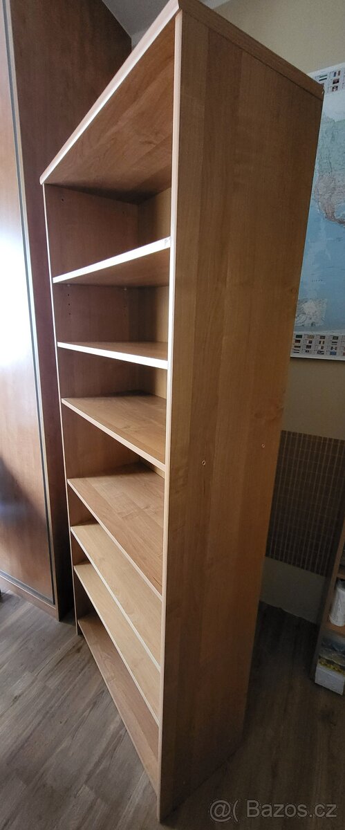 Regál - 2