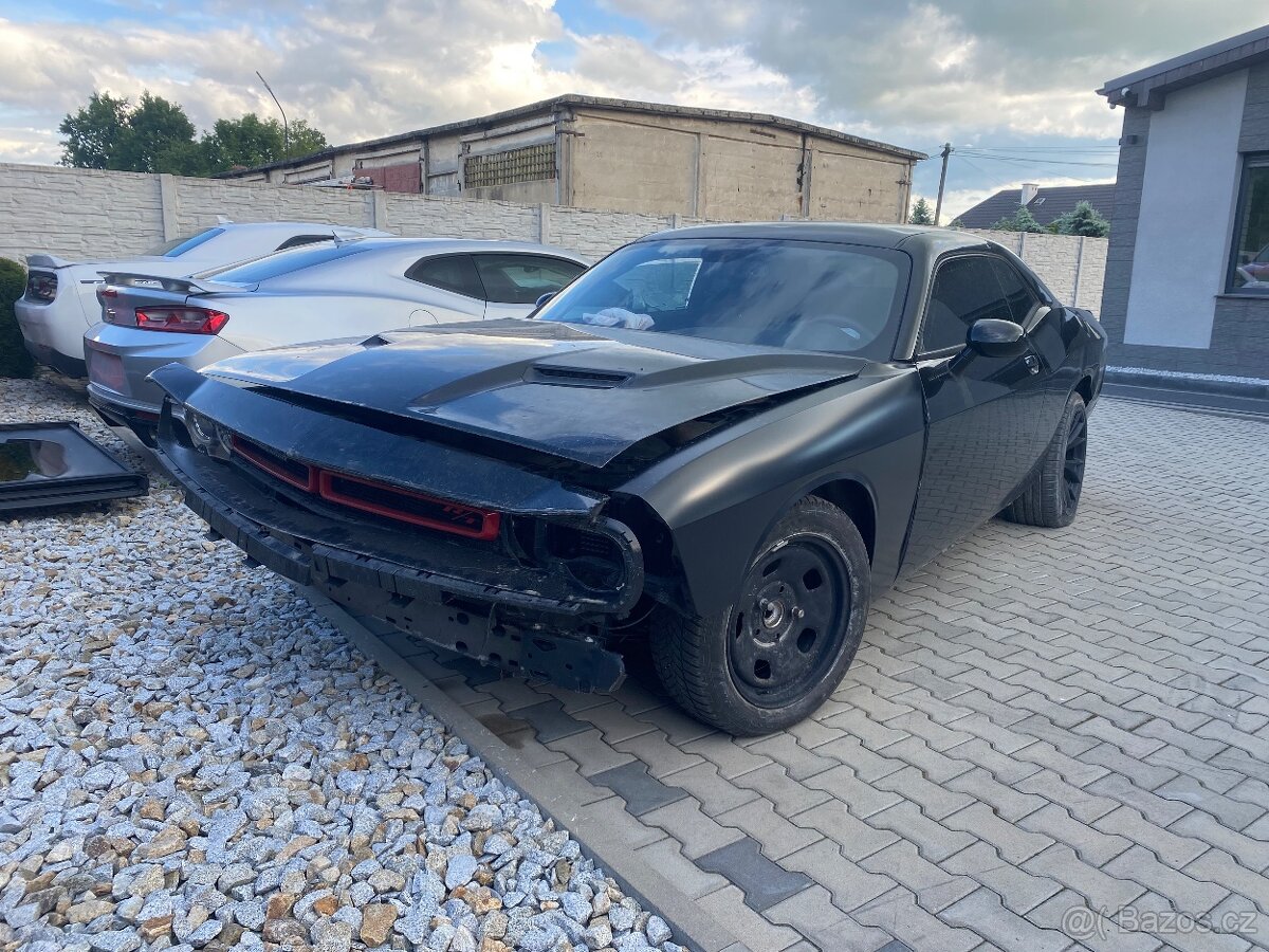 Dodge Challenger 5.7 HEMI 2017 - 2