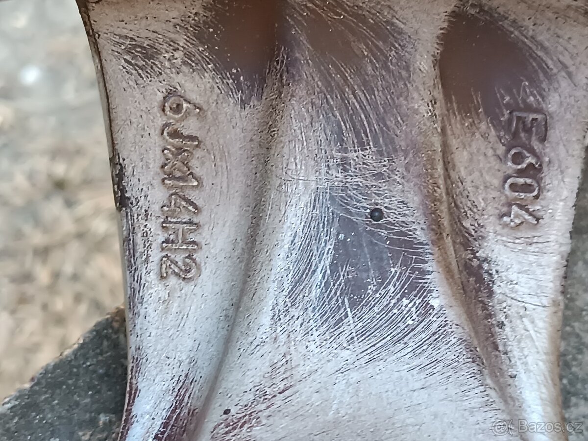 ALU kola - 2