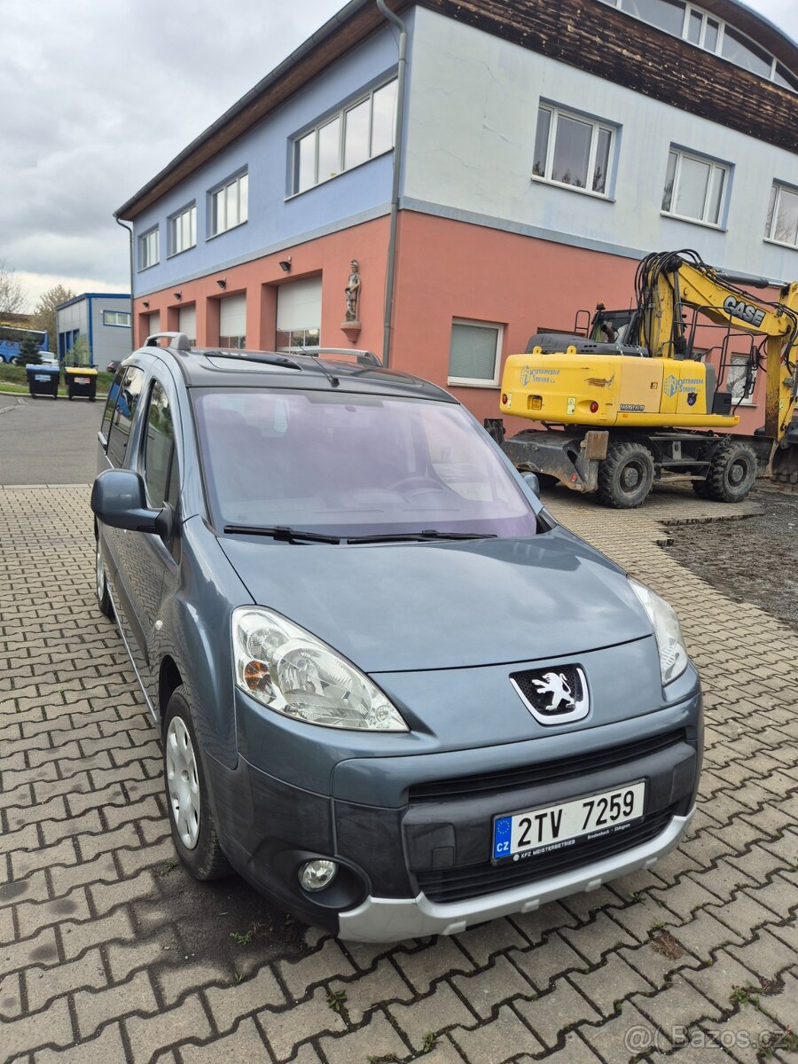 Peugeot Patrner Tepee 1,6 benzín - 2