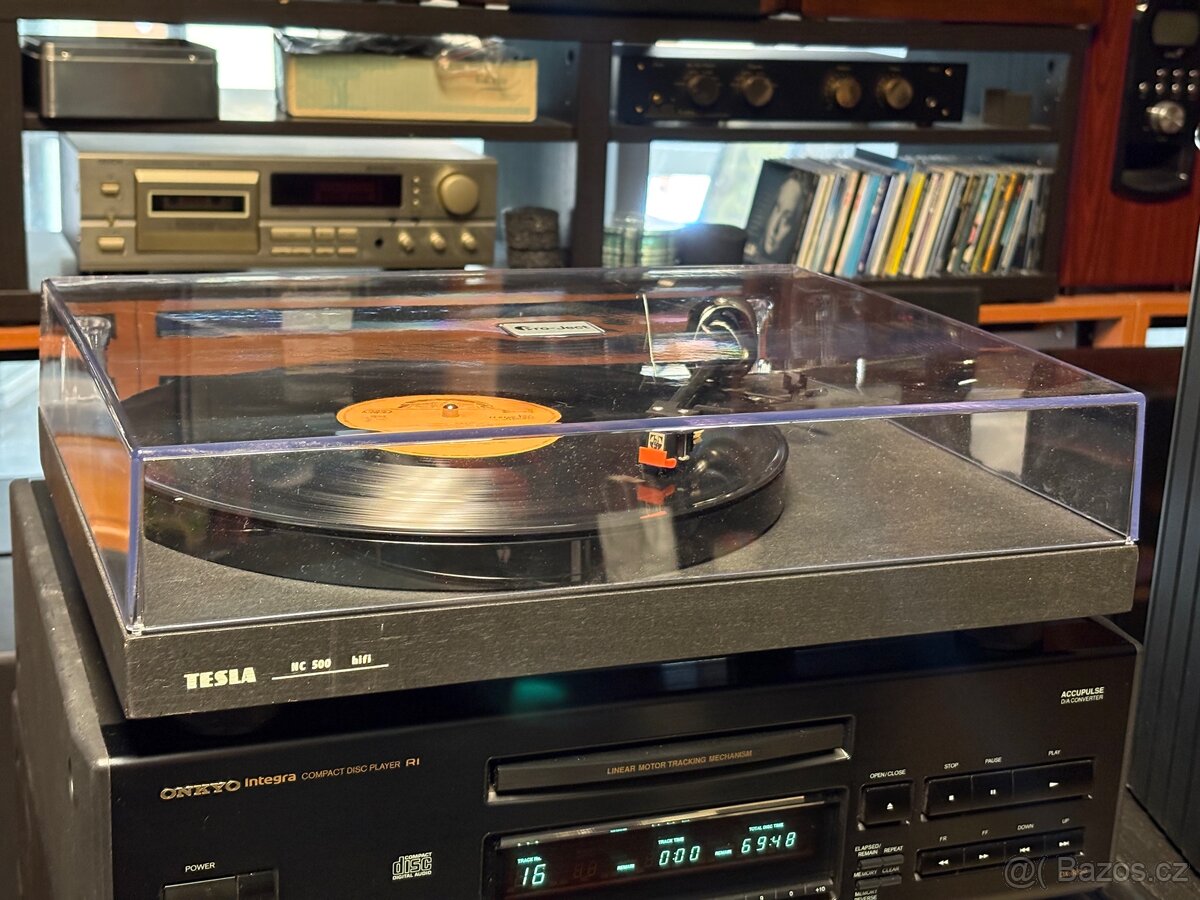 Gramofon Tesla NC500 - 2