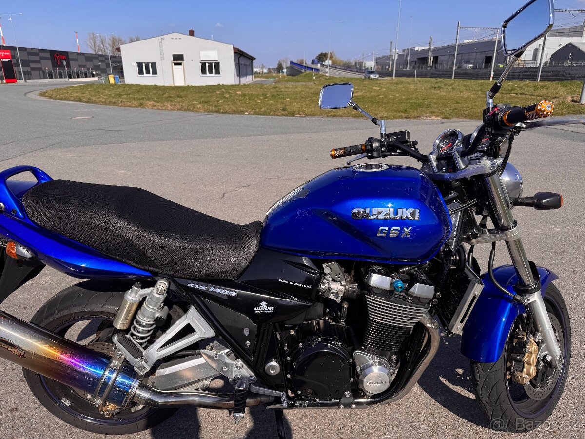 Suzuki GSX 1400 - 2