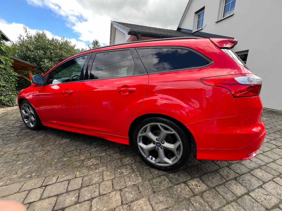 Ford Focus st 184 kW - 2