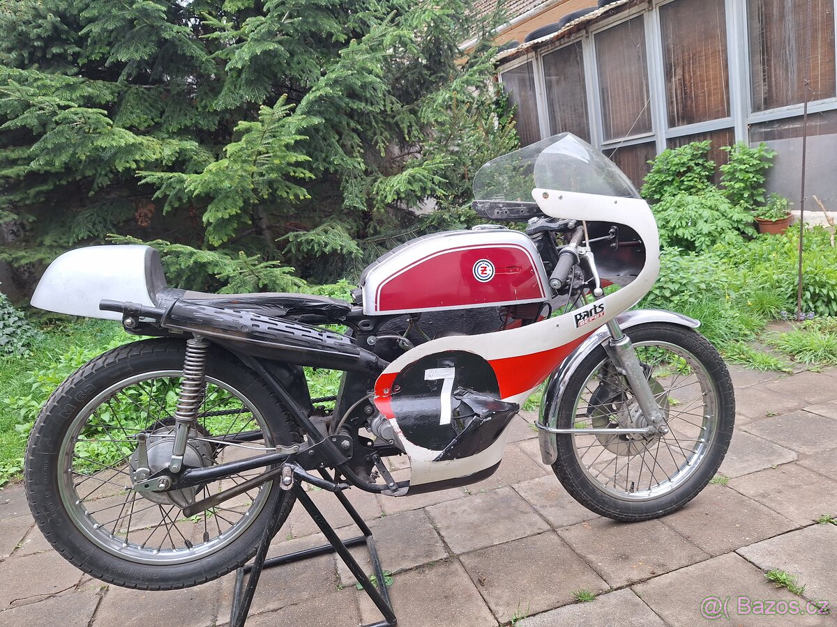 ČZ 125 - 2